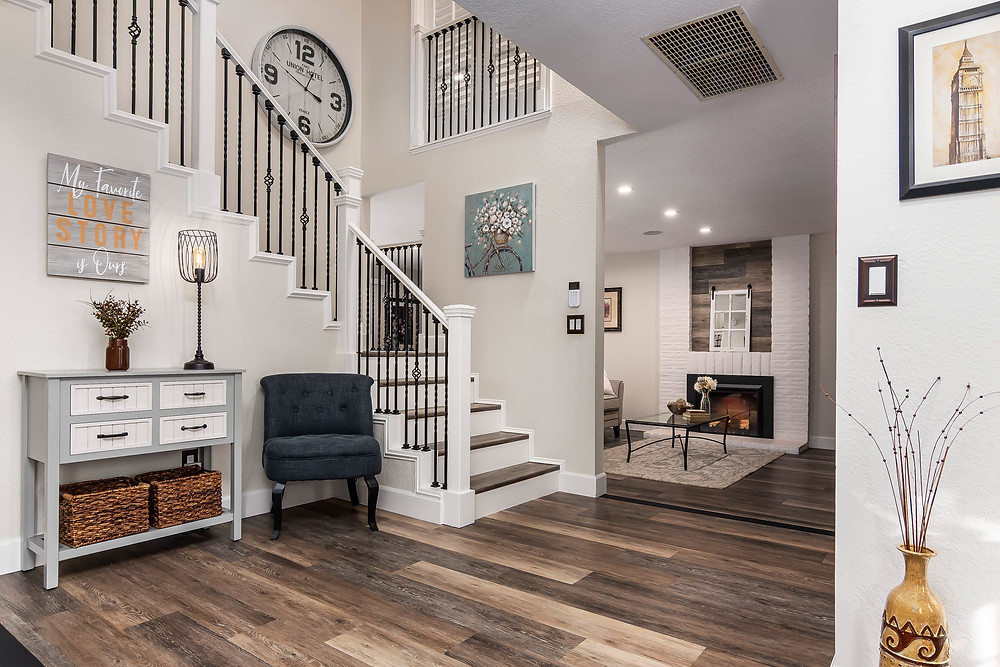 Foyer of 357 San Marin Dr.