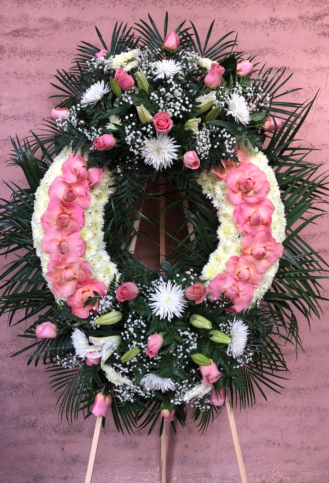 Pretty pink large wreath