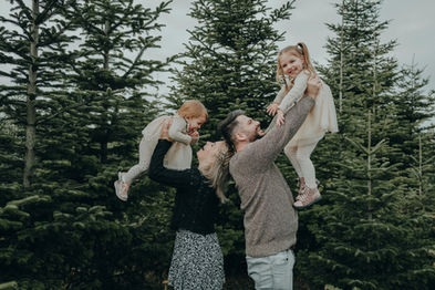 rentier weihnachts minis fotoshooting rentierhof reindeer tannenbaumfeld christmas xmas mini shootings