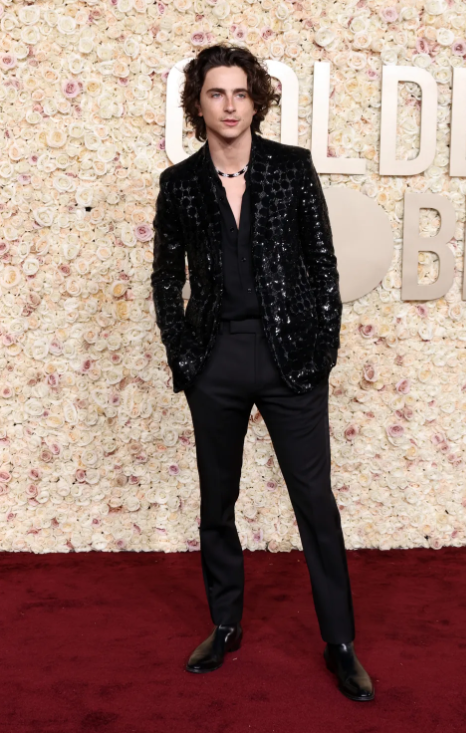 Woman stayed winning. Celebs took to the carpet in true style. Let's dive into the fashion displayed at the 2024 Golden Globe Awards. 