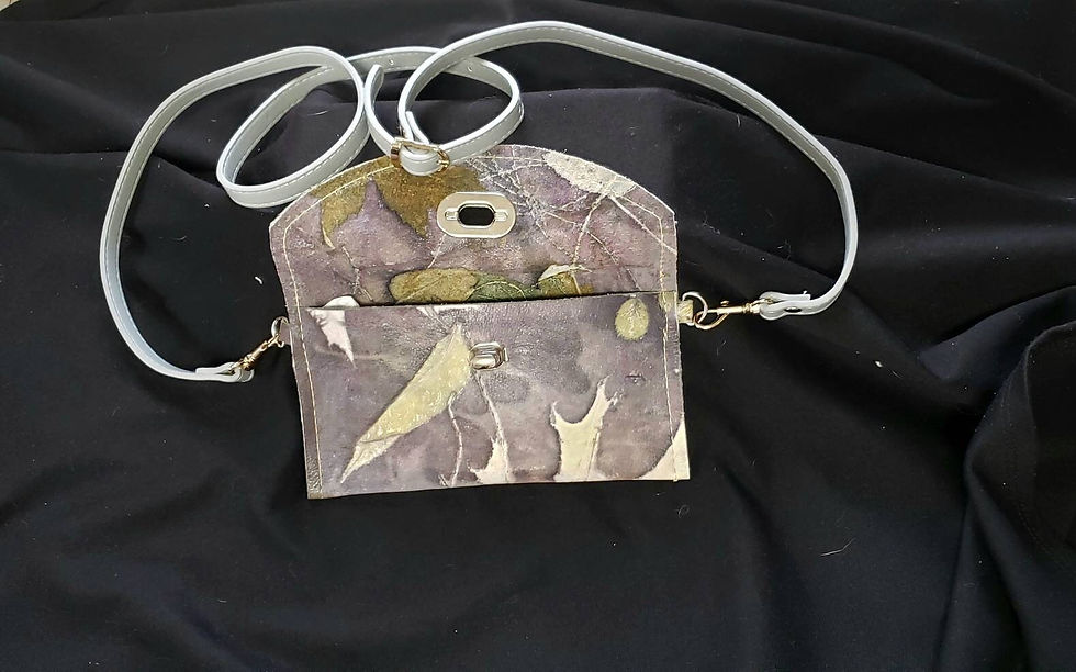 Miniatura: Ecoprinted Leather Shoulder Bag, Deep Burgundy, Natural Designs & Colors Created