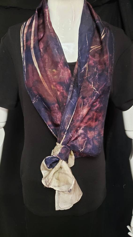 Miniatura: Purple Silk Scarf. Two Tone Contrasting Designs of Rose & Fall Leaves Ecoprinted