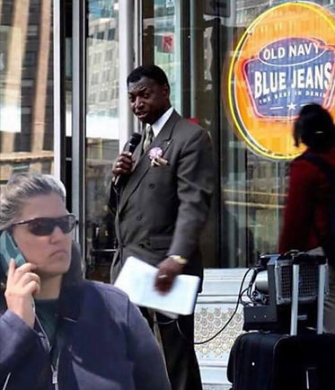 32423067_10212448811792196_1310600306777