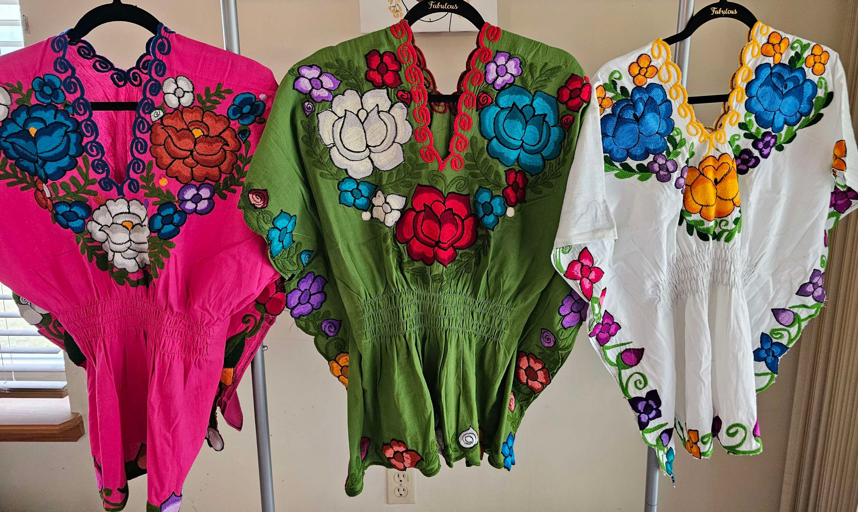 Embroidery big flowers long blouse 🌸
