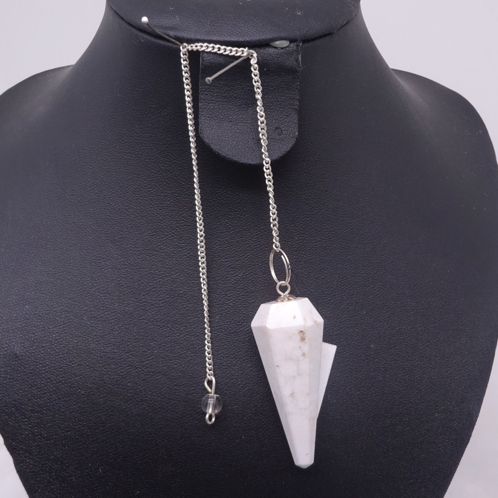 pendule en scolécite