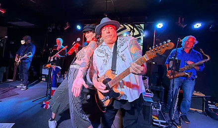 Paint it Black Live 2.jpg