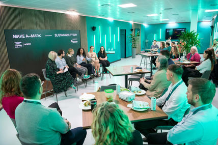 Expert Conference Photography at unique locations and venues.
Sustainability Day at the Aston Martin factory, Silverstone.