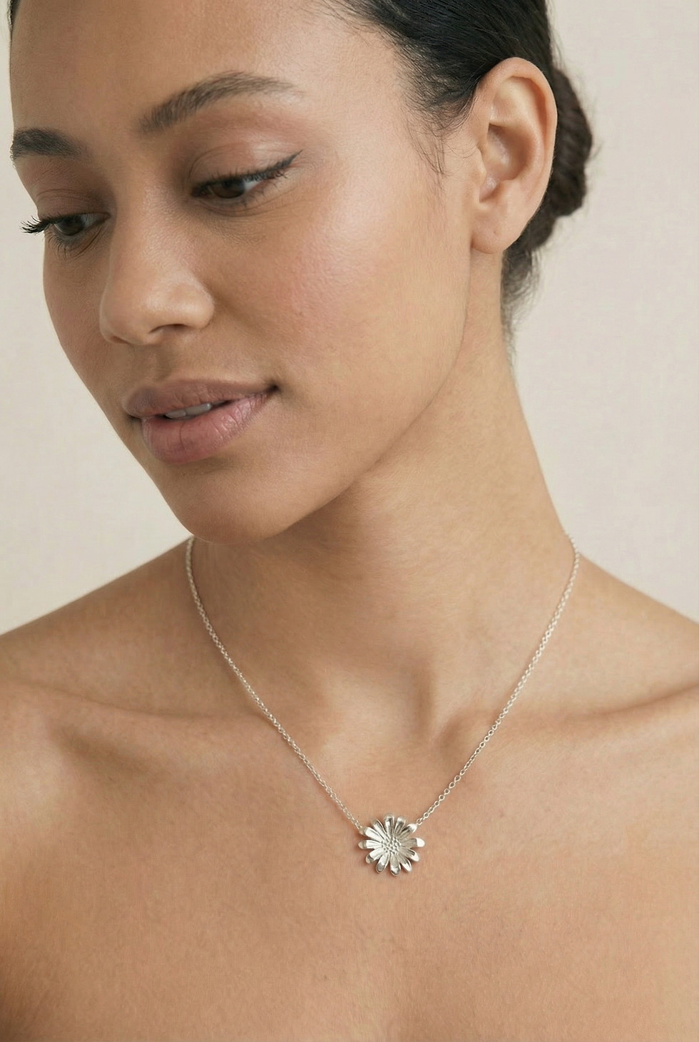 תמונה ממוזערת: DAISY M necklace 14K gold