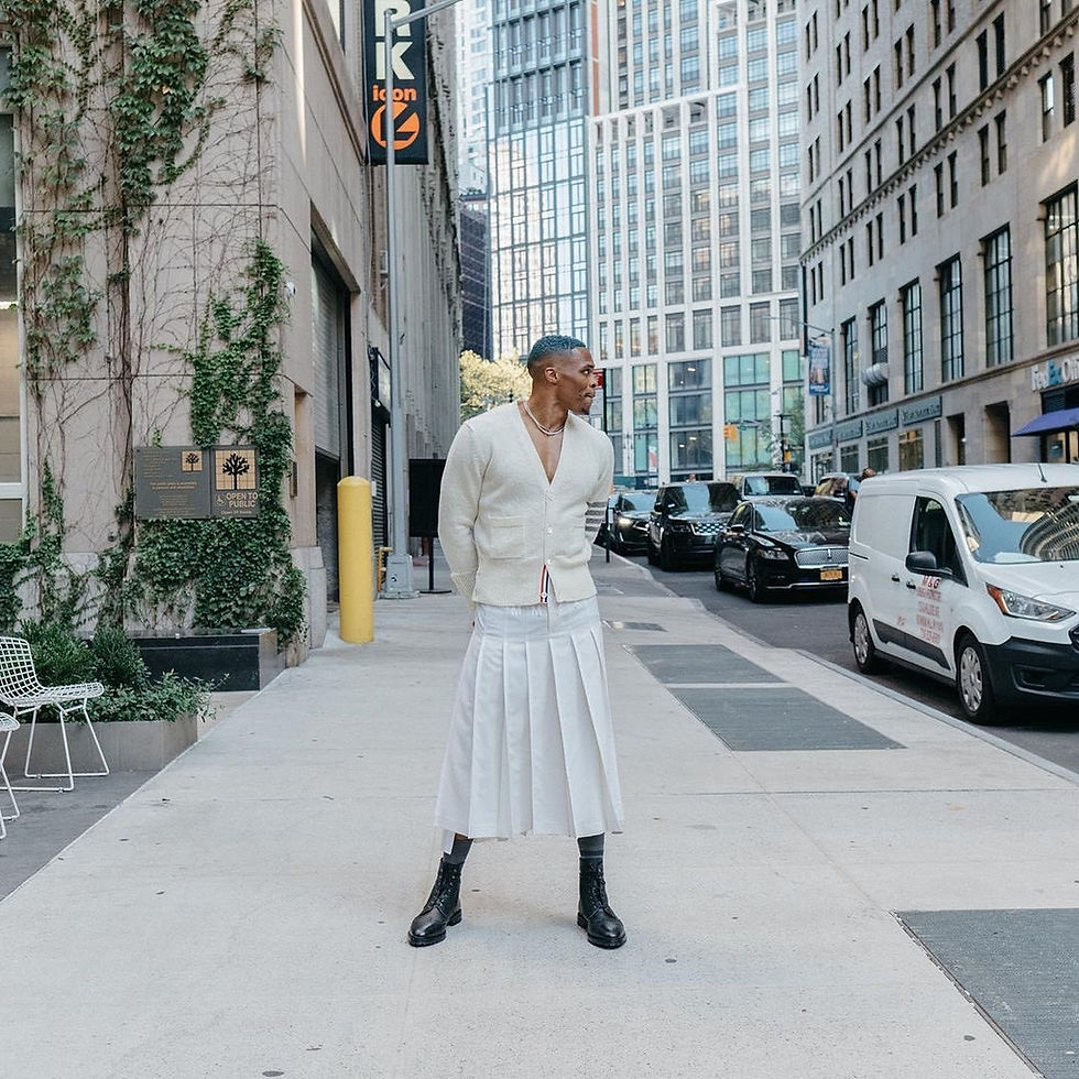Russell Westbrook in Thom Browne skirt for NYFW 2022. Credit: @x_roots