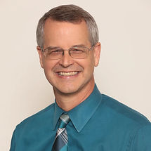 Head_Shot_Steve_right_shoulder_back_edited.jpg