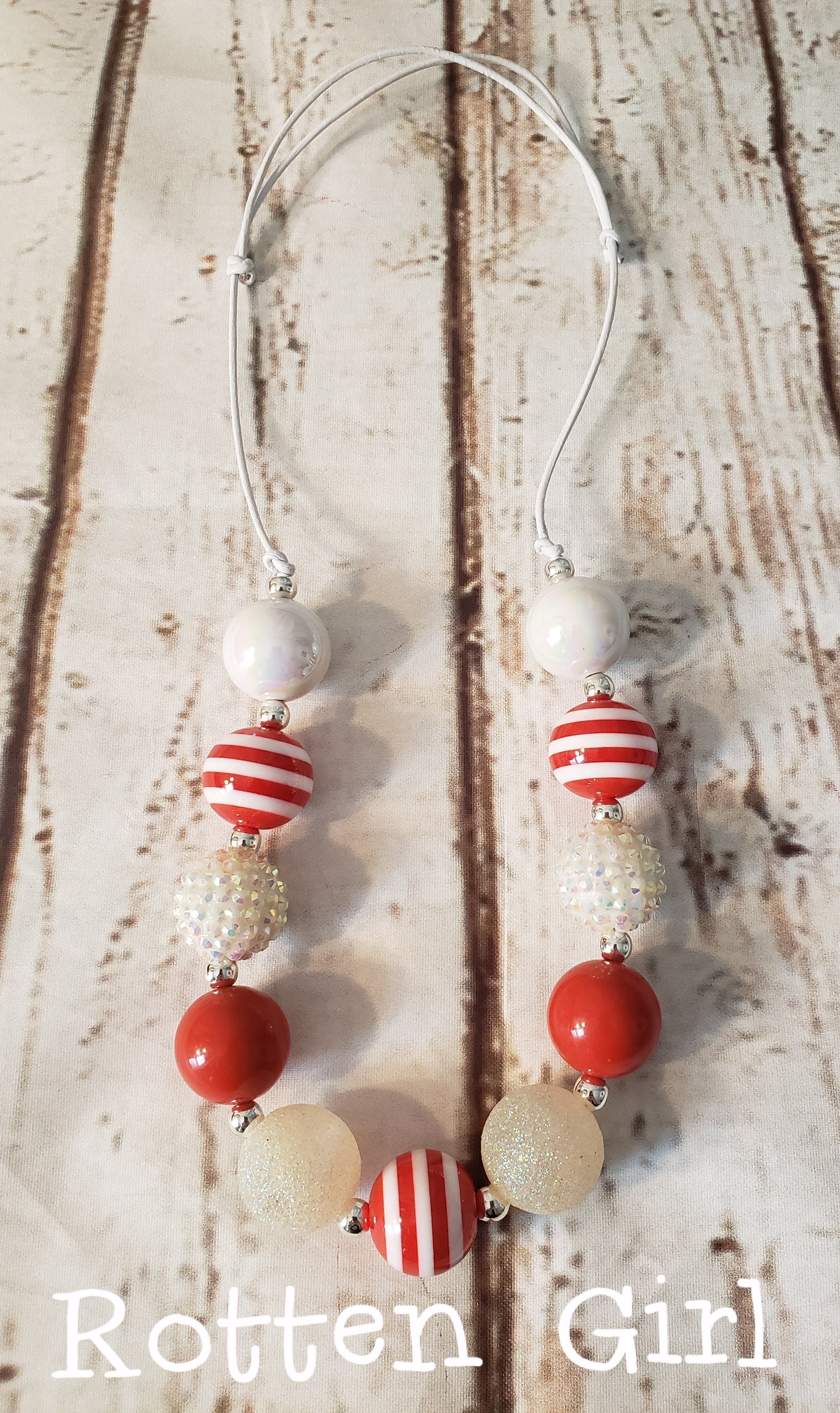 White & Red Chunky Bead Necklace