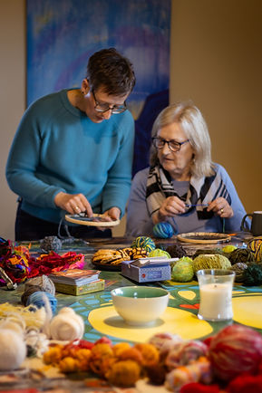 Morag weaving workshop demo 1.jpg