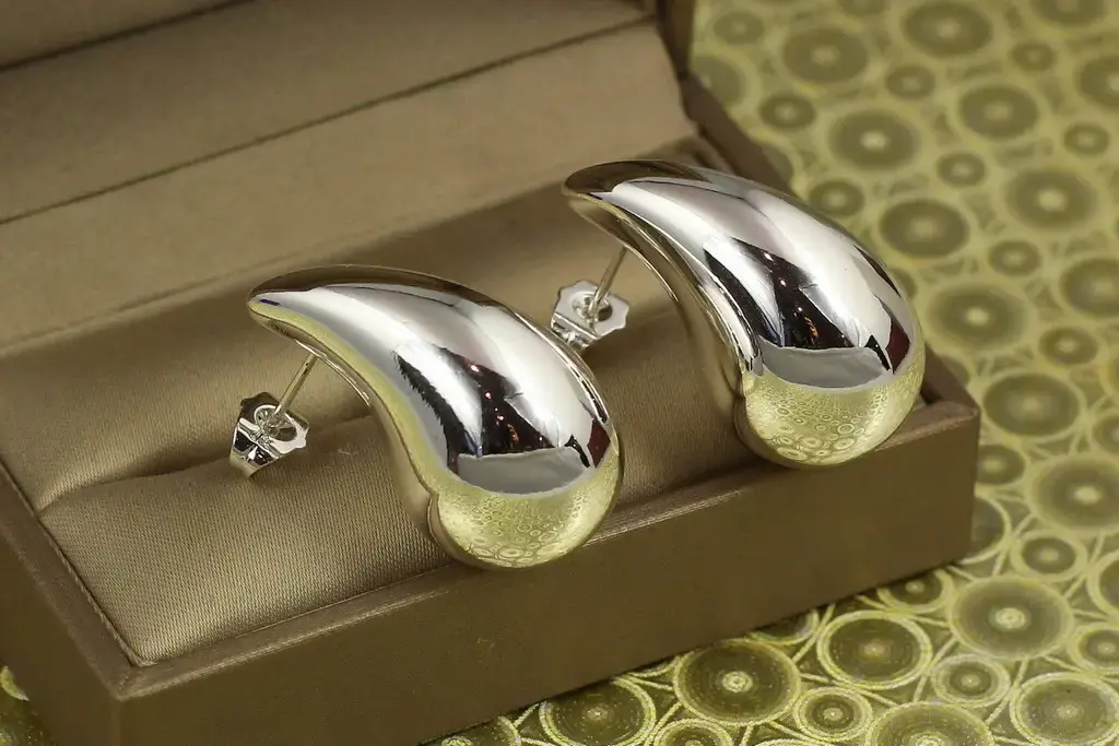 Сережки гвоздики крапля сріблясті Xuping Jewelry Perfect Gloss 3 см