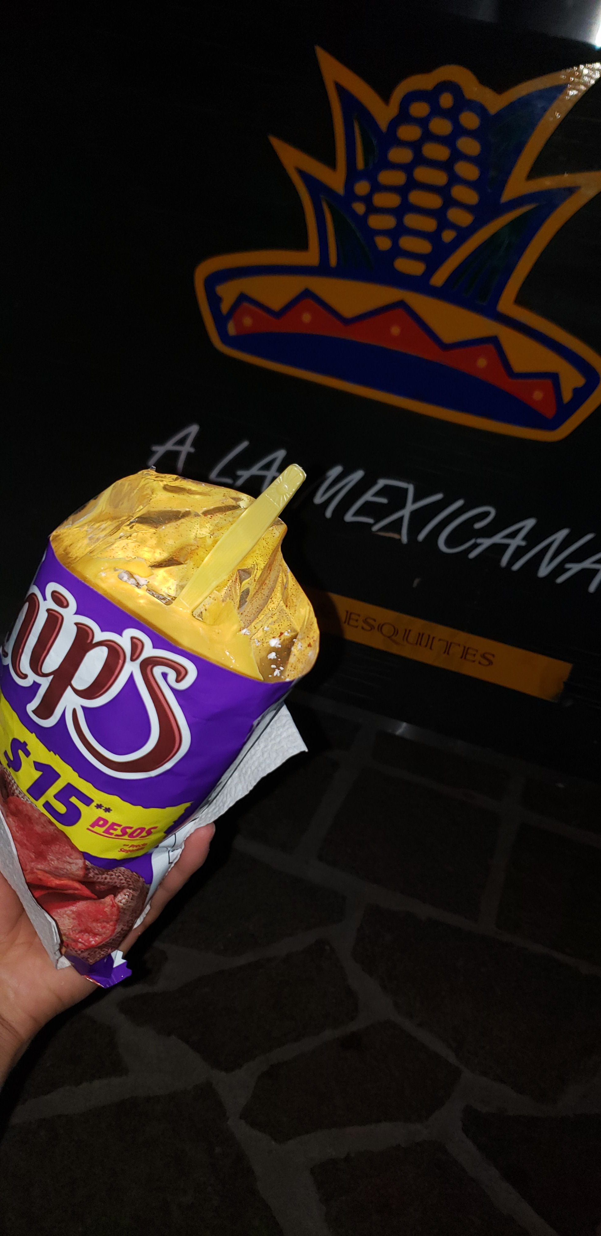 ESQUITE + CHIPS MORADAS 