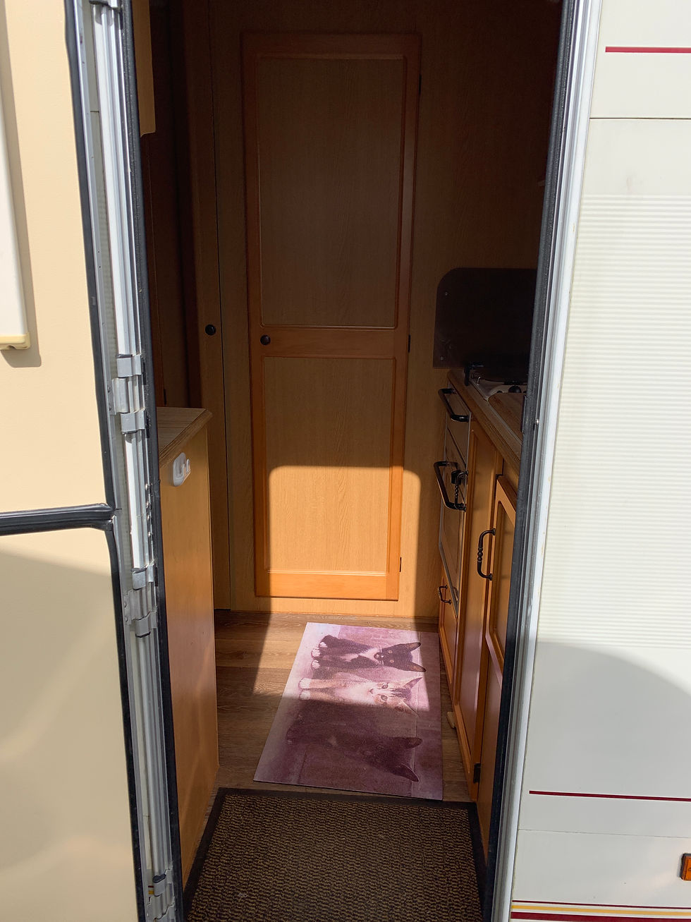 Thumbnail: ABI Horizon 420/2 two berth caravan 1999
