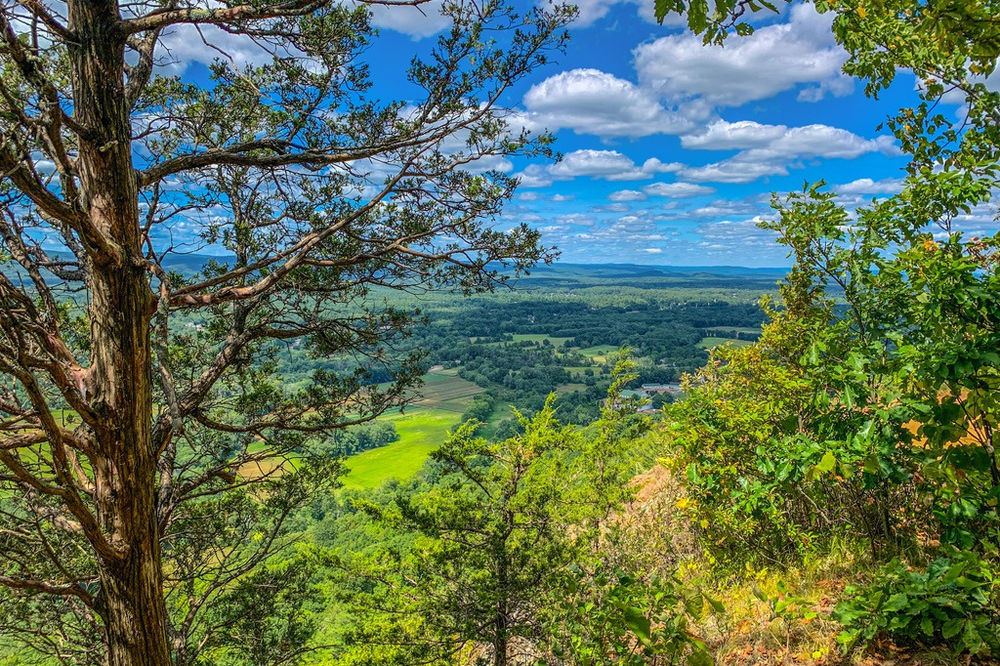 Scenic Vistas & Riverside Adventures — Exploring the Farmington Valley