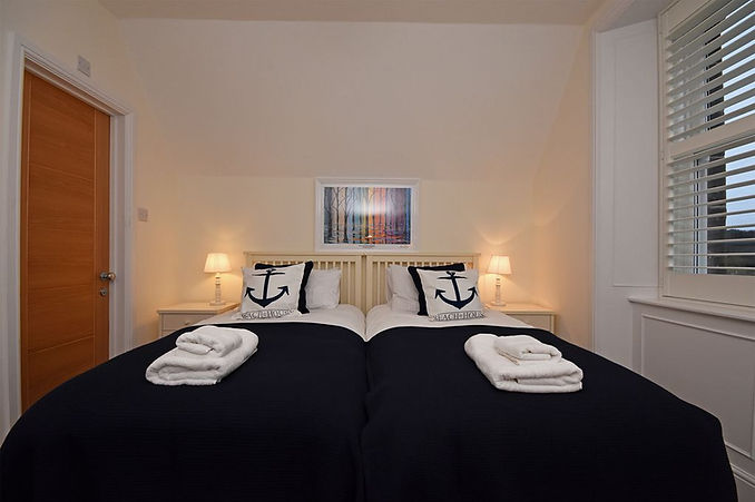 Rock Cottage_Tree Bedroom 1.jpg