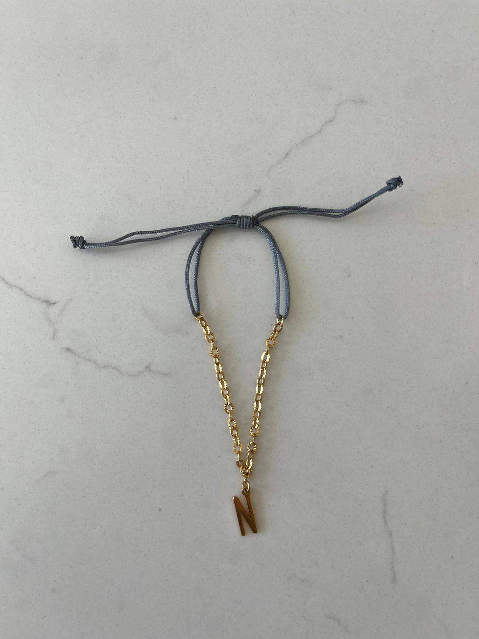 Bracelet Basile (Gris Orage - Initiale)