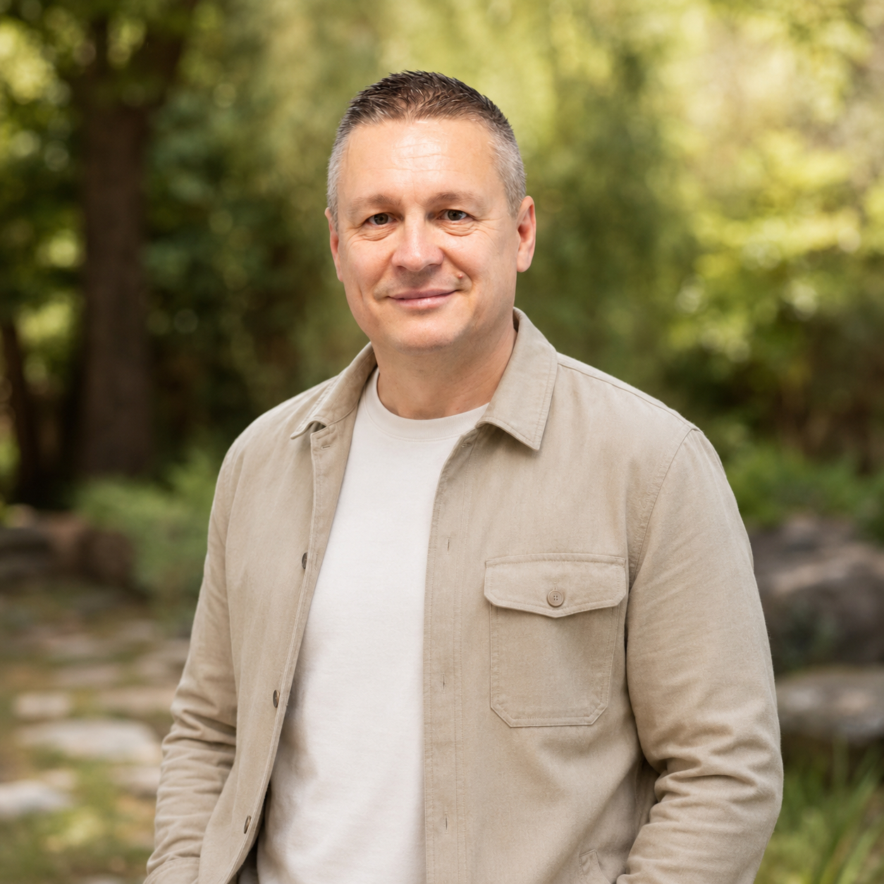 Writer: Oli Marchis