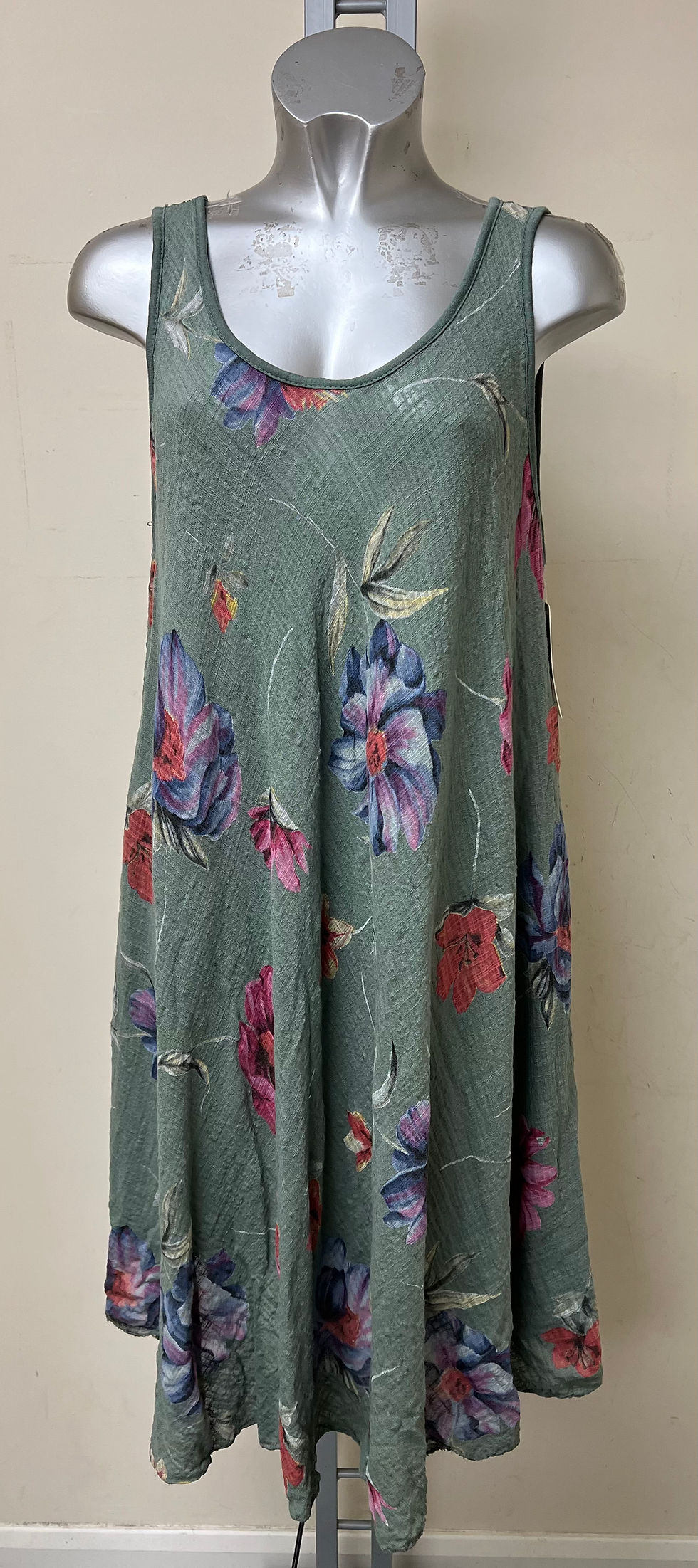 Thumbnail: Sleeveless Flower Print Dress