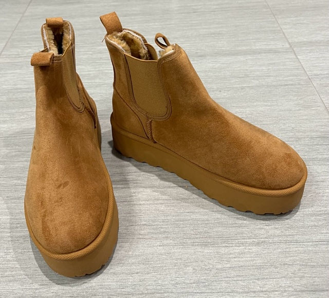 Thumbnail: Faux Suede Fully Lined Platform Chelsea Boot