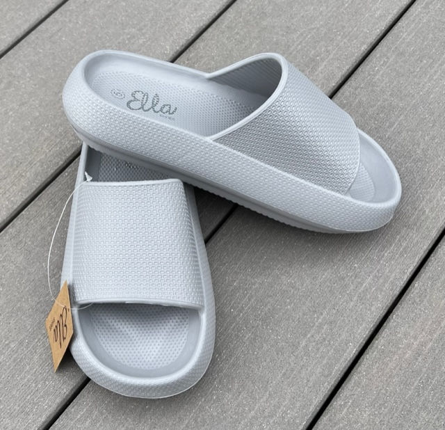 Thumbnail: Ella Cloud Lightweight Waterproof Comfy Sliders 