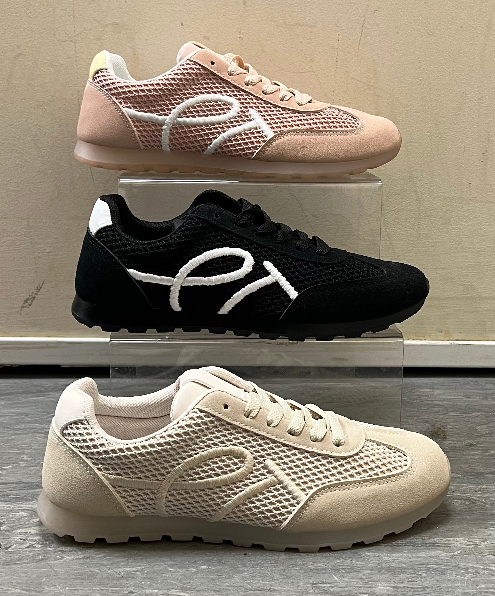Lightweight Lace Up Trainers 