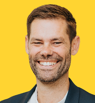 Uli Portrait Neu gelb.png