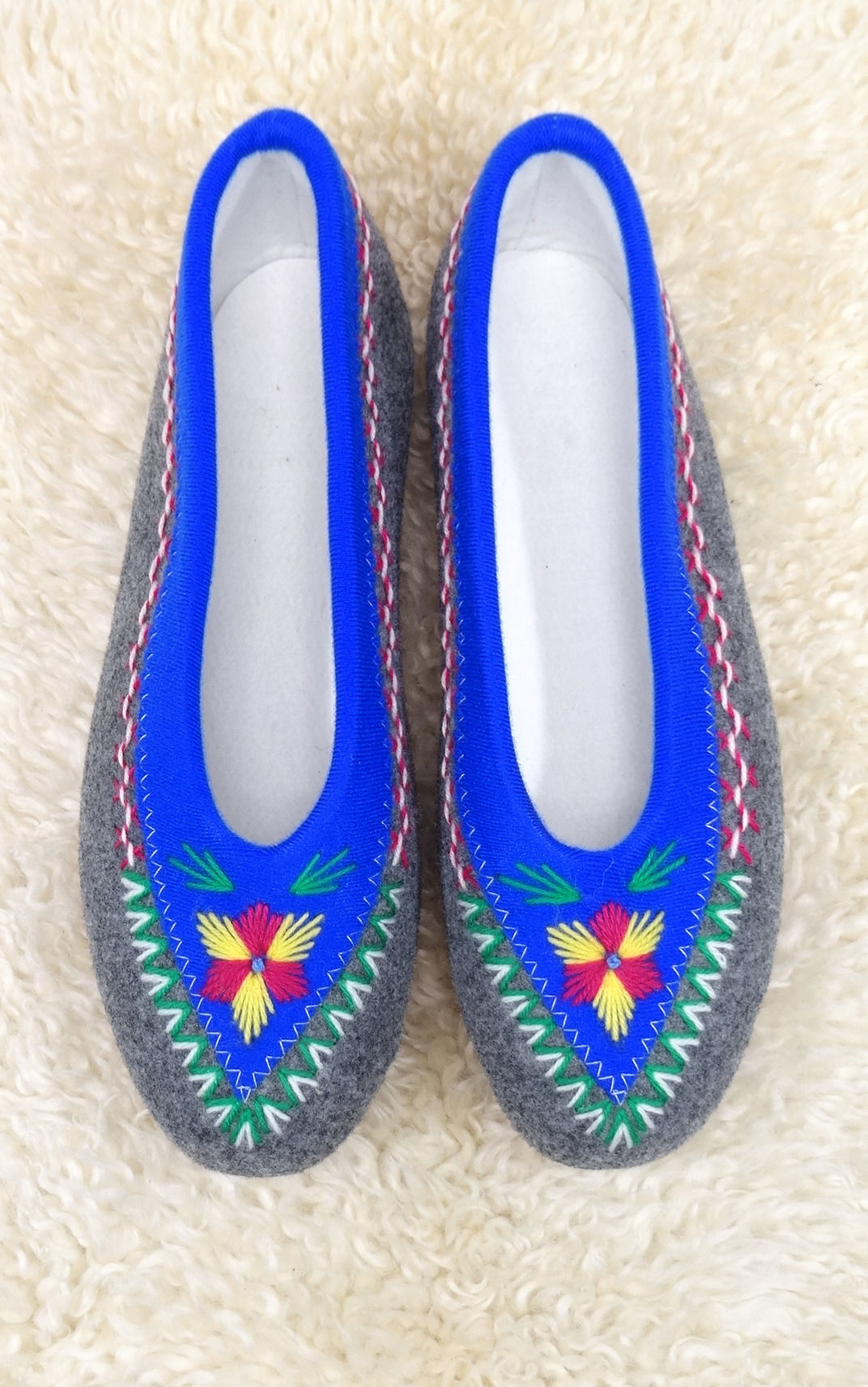 Fern Embroidered Slippers 21