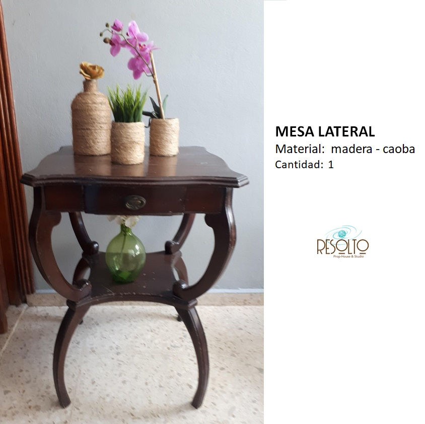 MESA LATERIAL EN MADERA CAOBA