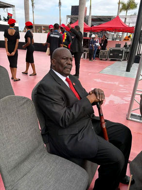 MULENVOS CELEBRA 83 ANOS DE NGOLA KABANGU COM HOMENAGEM E PARTIDA DE FUTEBOL