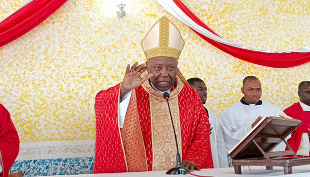 ARCEBISPO DE LUANDA APELA À IGREJA: “PRECISAMOS DE ESTAR MAIS PRESENTES NA VIDA DO PAÍS”