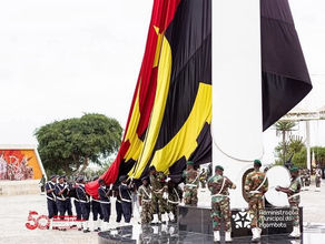 ANGOLA CELEBRA OS 103 ANOS DE AGOSTINHO NETO COM HOMENAGENS E SARAU CULTURAL