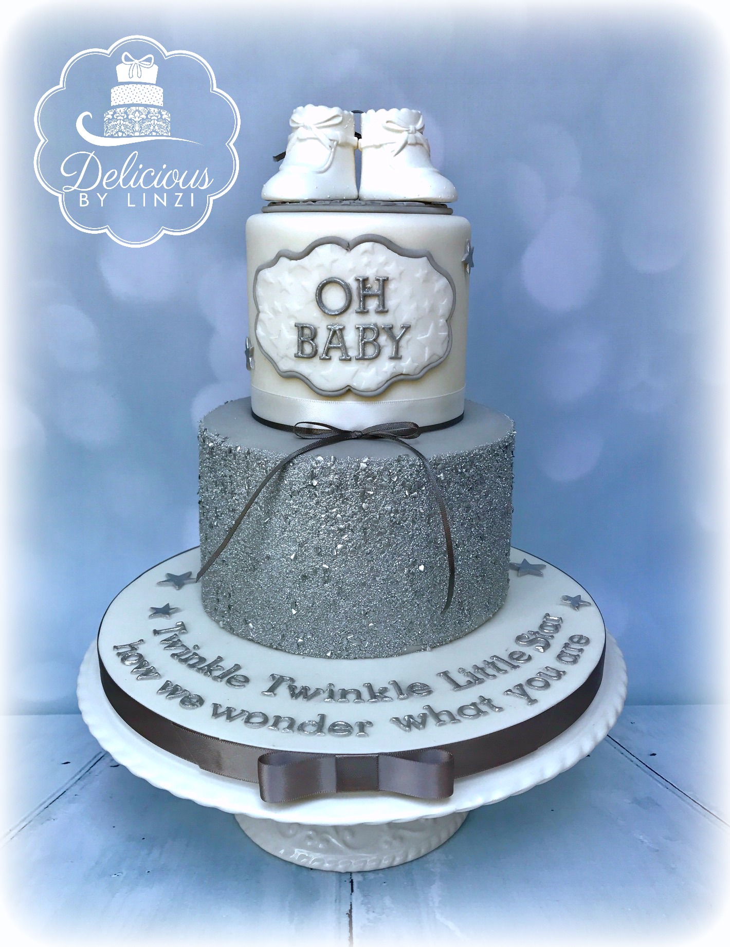 Twinkle baby shower cake