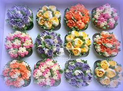 russian floral cupcakes