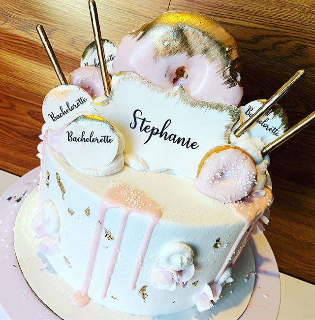 London Ontario�s 1 Bakery &amp; Custom Cake Place!