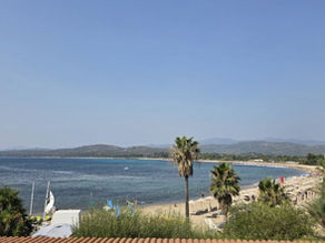 Baía de San Gemiliano e praia do Hotel Club Saraceno, em Arbatax, na Sardenha.