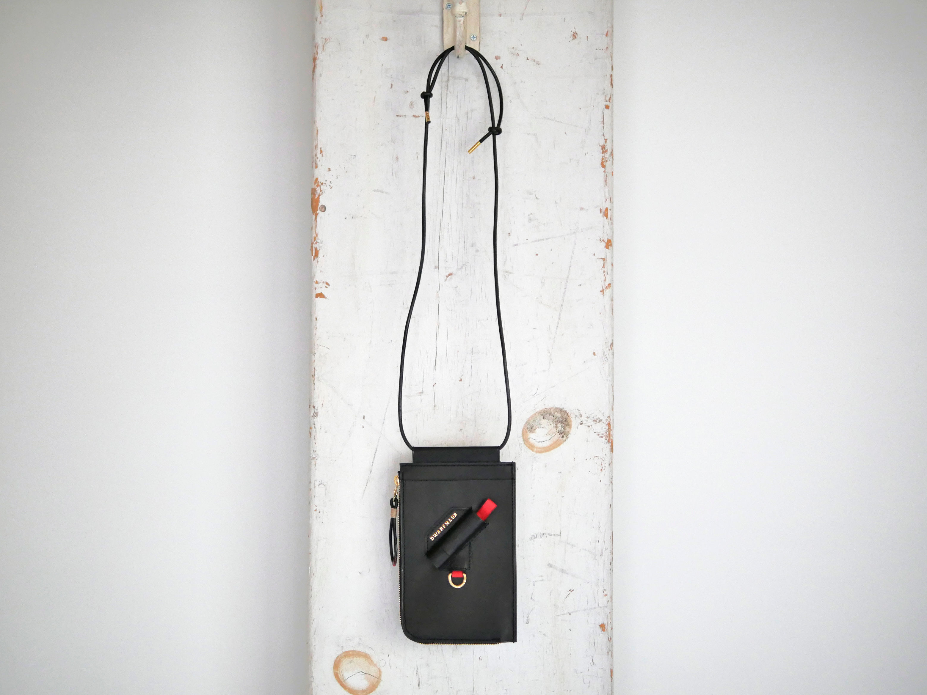 DWARF'S SMALL GOODS "Smart Whistler" BLACK