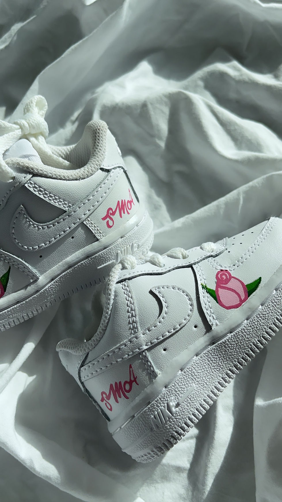 Thumbnail: Small Rose Custom Baby Shoes