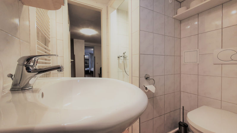 suite6.jpg