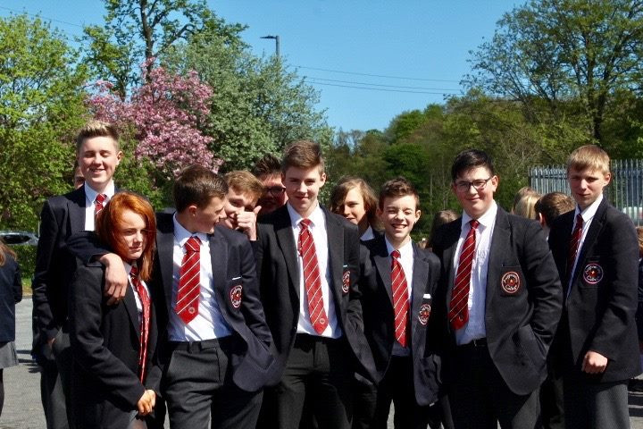 32293780_1735895136493122_80027878279201