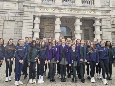 Art Students Visit National Gallery