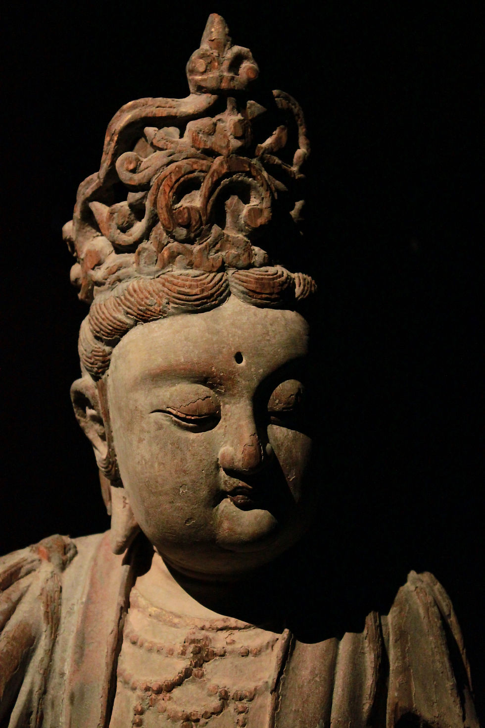 縮圖：唐代 香樟木雕觀音坐像