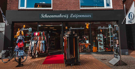 schoenmakerij-leijssenaar-assen-6144_2063634198 (1)_edited.jpg