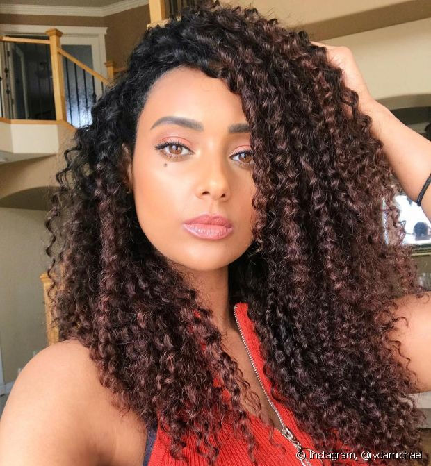 BABYLISS GROSSO, MÉDIO OU FINO: COMO ESCOLHER O IDEAL PARA O TIPO DE CURVATURA DESEJADA