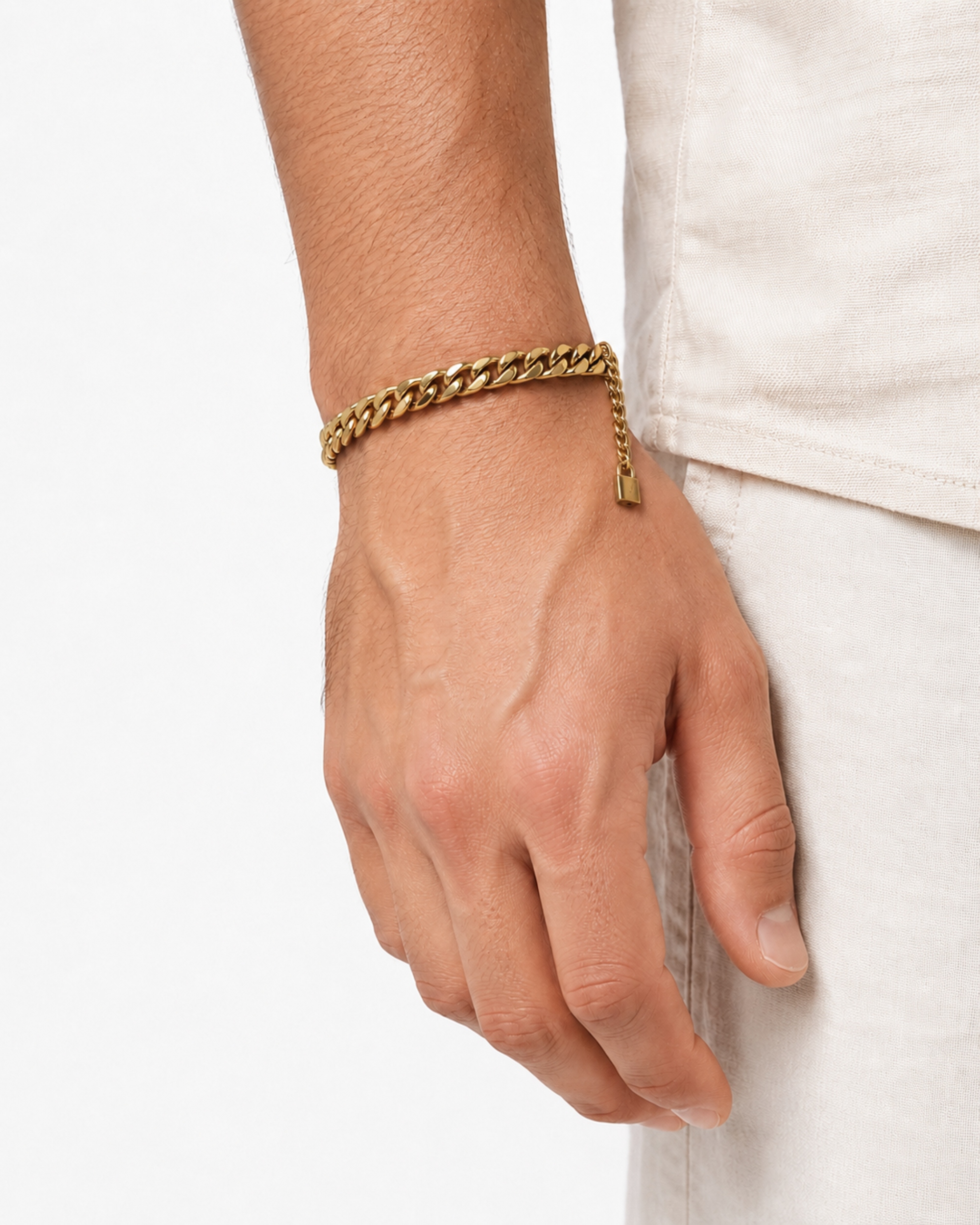 Matching Couple Bracelets Non-Tarnish: Same Design or Not?