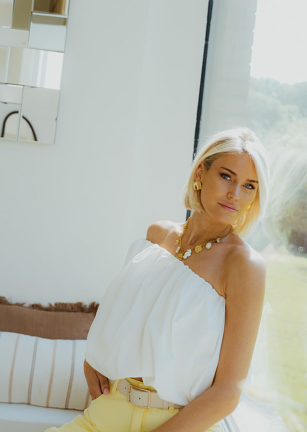 Thumbnail: Madison Blouse Beige