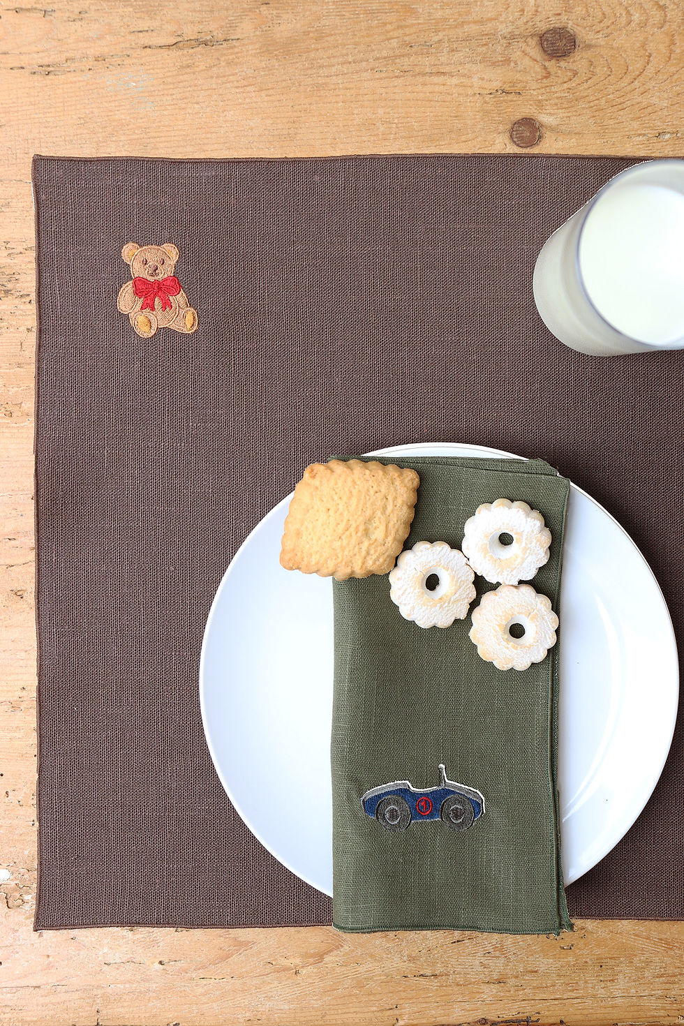 Thumbnail: Set of 4 linen placemats embroidered with vintage toys | BALOCCHI