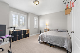 79 Lockerbie Crescent_Interiors-14.JPG