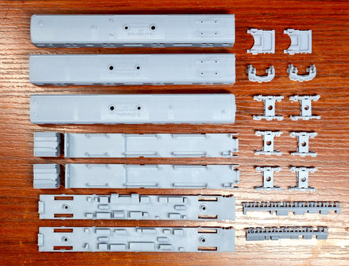 鶴見線新型車両キット (3両分) | Densha.Me